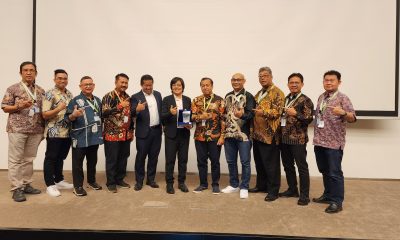 David Sudyanto, Ketua Umum AAEI, NS. Aji Martono - Ketua Umum PROPAMI dan Haryajid Ramelan - Dirut LSP PM photo bersama dengan pihak SGX