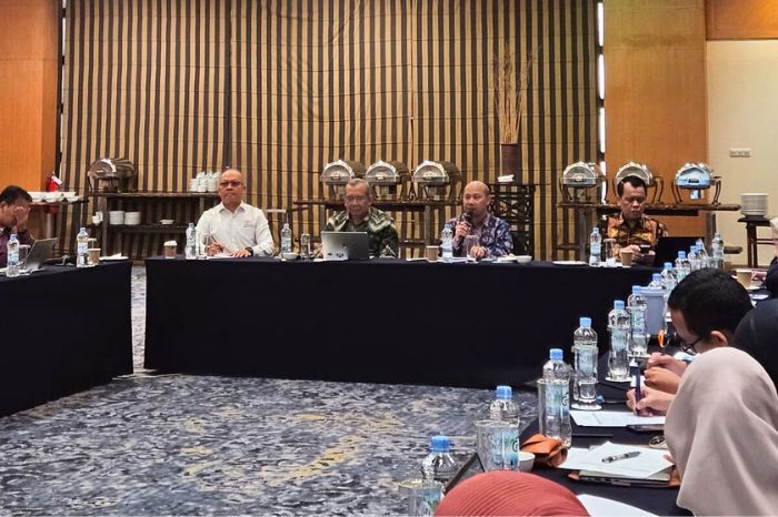 Foto : Kolaborasi antara BNSP, Kemenko PMK, dan berbagai kementerian serta lembaga lainnya tampak kuat dalam rapat koordinasi TKNV, membahas capaian Semester 1 Tahun 2024 dan finalisasi instrumen monev. (6/8/24).(Doc.Ist)