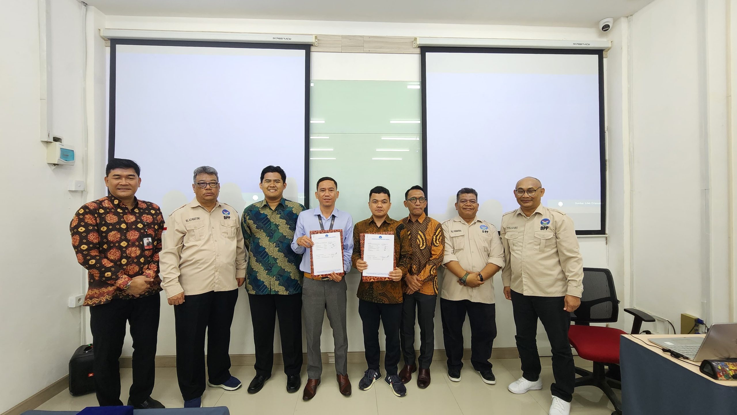 Foto : Pelantikan Pengurus DPW PROPAMI Palembang Raya, Sekaligus Program Pendidikan Lanjutan (PPL) di Kantor Perwakilan Bursa Efek Indonesia (BEI) Sumatera Selatan, (28/11/24).(Doc.PROPAMI)